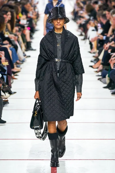 Look 40
